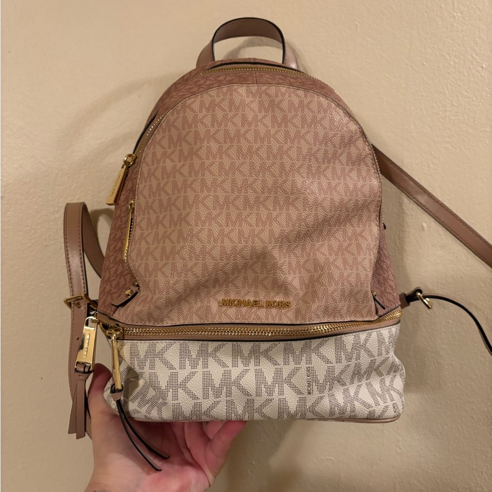Michael Kors bag and wallet